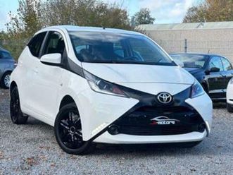 ② toyota aygo • garantie 1an • usb • bluetooth • — toyota — 2ememain