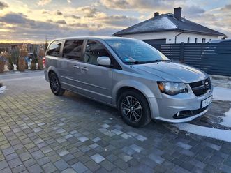dodge grand caravan benzyna 7 osób