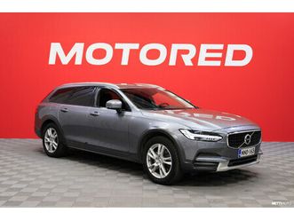 d4 awd plus aut // webasto / pilot assist / koukku / voc / p.tutka / ratinlämmitin //