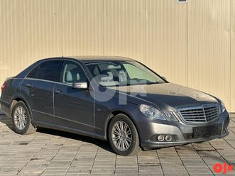 mercedes-benz e 200 2009 god.