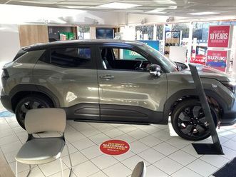 2025 suzuki e vitara e ultra (174ps)