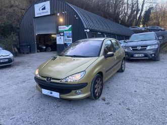 peugeot 206 1.6 i 110cv navteq 2ème main