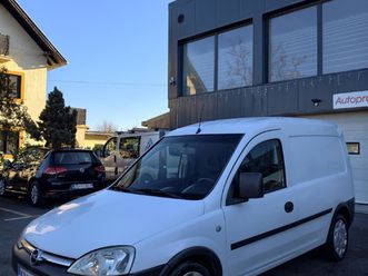 opel combo 2008. god,1.7 dti, reg. do 05/2026