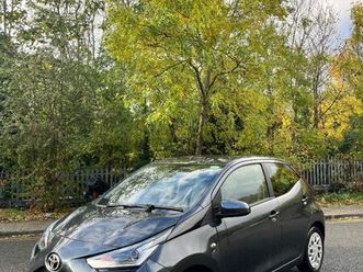 toyota, aygo x play, hatchback, 2020, manual, 998 (cc), 5 doors