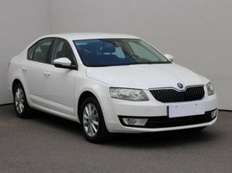 škoda octavia iii, 2.0tdi, čr, dsg, výhř.sed.,