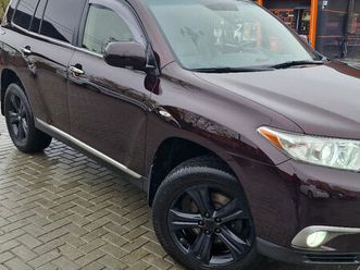 toyota highlander an. 2012