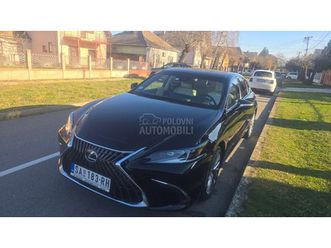 lexus es 300h luxury