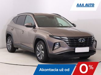 hyundai tucson 1.6 t-gdifamily, sr,1.maj, serv.kniha