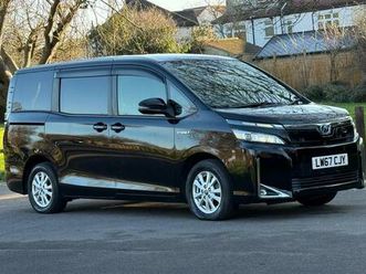 1.8 petrol hybrid - 7 seater