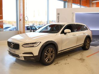 volvo v90 cross country d5 awd business pro aut ** webasto / acc / pilot assist / koukku / navi / full-led / voc / p.kamera / kessy / nahat **