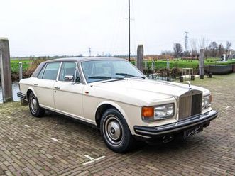 rolls-royce silver spur - 6.8