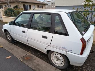 vend ax en bonne état, véhicule fiable, motorisation simple et économique, idéale pour petits trajets,jeune conducteur ou voiture secondaire, intérieur propre, 