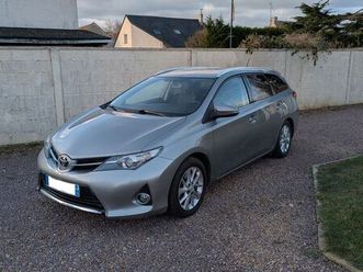 toyota-auris-touring-sport-132cv-1-6l