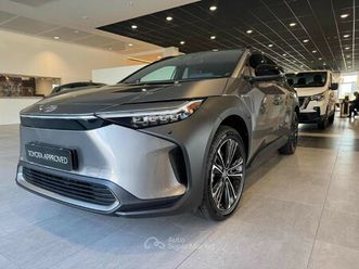 ev 218 cv lounge awd