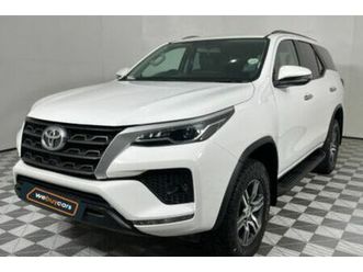 2023 toyota fortuner 2.4 gd-6 r/b