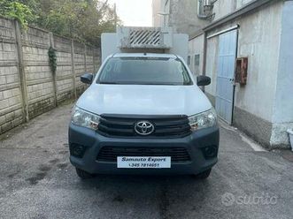 toyota hilux 2.4 euro6 2wd 2 porte extra cab 2017