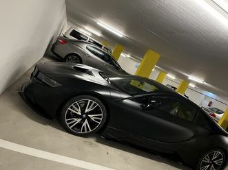 bmw i8 *protonic black edition*