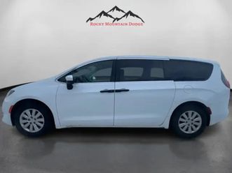 one owner 2021 chrysler grand caravan