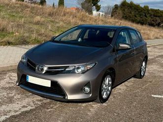 toyota - auris