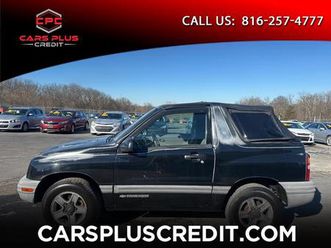used 2002 chevrolet tracker 2-door convertible 2wd