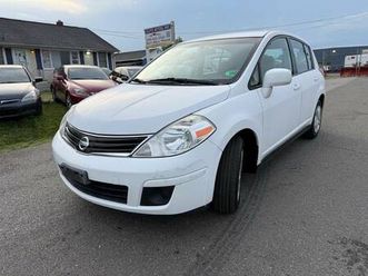 2011 nissan versa 1.8 sl hatchback