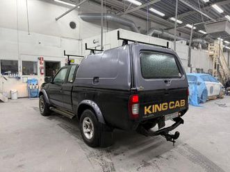 np300 2.5 4wd manuell