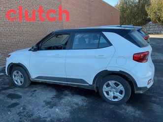 2024 hyundai venue essential w/ apple carplay, heated front seat