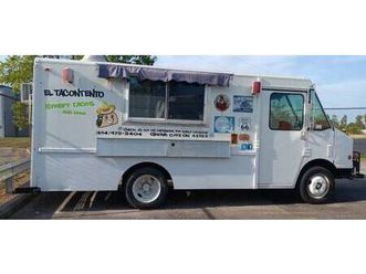 2001 freightliner full-service food truck freightliner /mt-35/2001