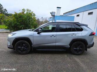 toyota rav4 2.5 hdf lounge