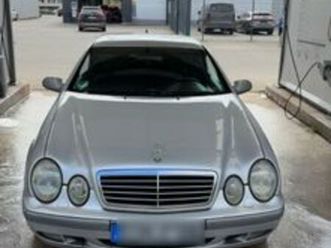 mercedes-benz w208 clk320
