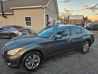 2012 infiniti m37x