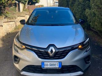 renault captur 1.6 e-tech full hybrid fast track