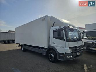 mercedes-benz atego 2013