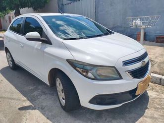 hatch lt 1.4 8v flex power aut. 4p