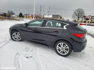 infiniti q30 1.5d premium