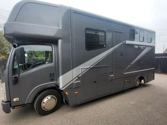 isuzu npr horsebox horse box 2009