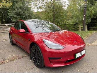 2022 tesla model 3 rwd, 0g co2, heat pump, winter pack, 19