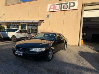 coupé 2.0i 16v v-tec cat es