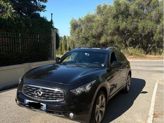 infiniti fx 50s v8