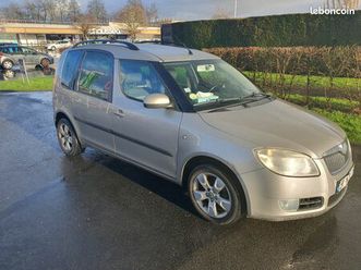 skoda roomster 1.4 essenceskoda roomster 1.4 tour de france