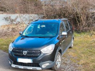 dacia lodgy stepway 7 places 1.5 blue dci