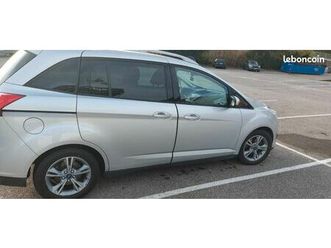 ford grand c-max+un jeu 4 roues hiver