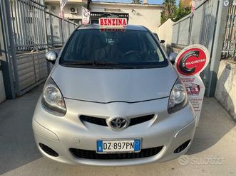 toyota aygo 1.0 12v vvt-i 5 porte