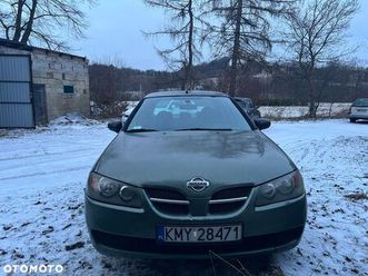 nissan almera 1.5 base