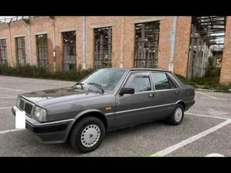 lancia prisma d'epoca del 1987 a avellino