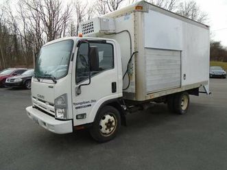 2015 isuzu npr-hd 14' box