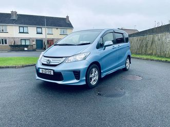 honda freed, 6 seater, petrol/hybrid