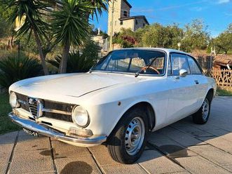 alfa romeo gt 1300 junior