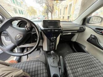 toyota iq 1.0 sol cvt navigatore automatica