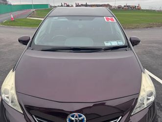 toyota prius 2013 - hybrid - 7 seater - automatic